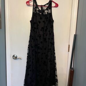 SHEIN Elegant Black Floral Midi Dress